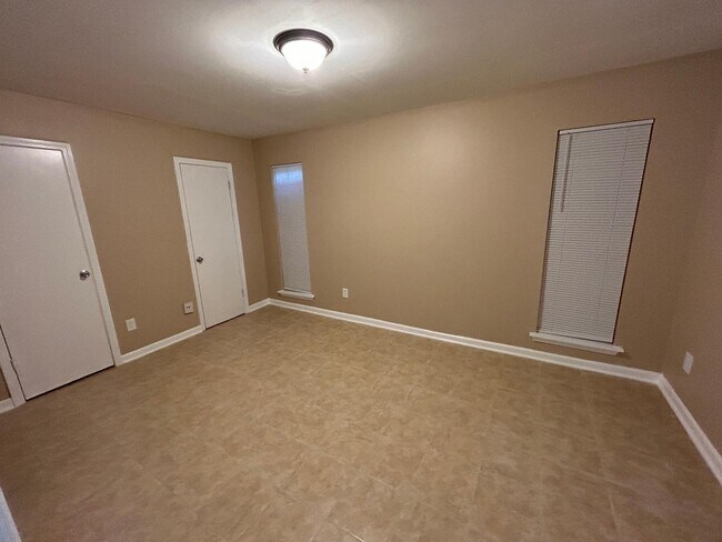 Building Photo - 3741 Rainford Dr