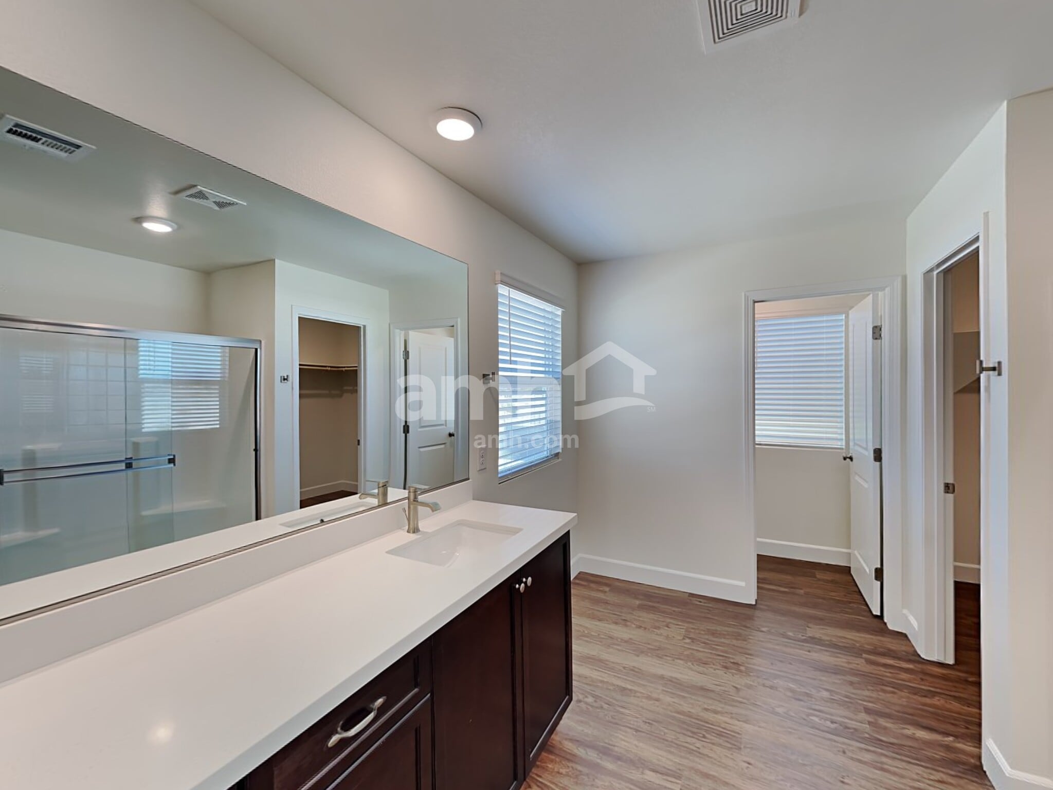 Building Photo - 6050 Theodore St