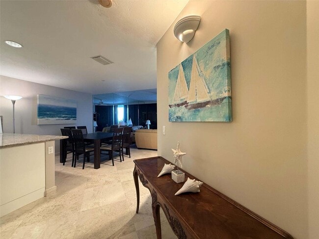 Building Photo - 800 Ocean Dr
