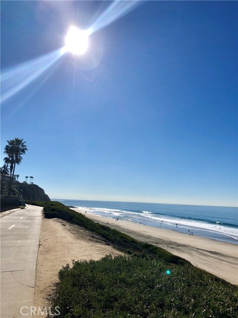 Building Photo - 25 Ville Franche