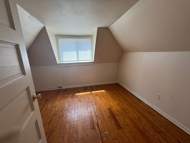 Building Photo - 500 S Lincoln St