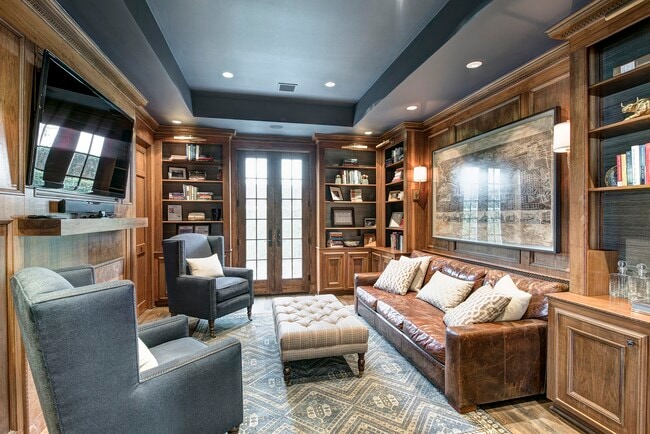 Building Photo - 3440 Locke Ln