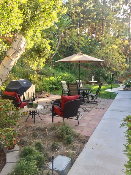 Building Photo - 2657 Cazadero Dr