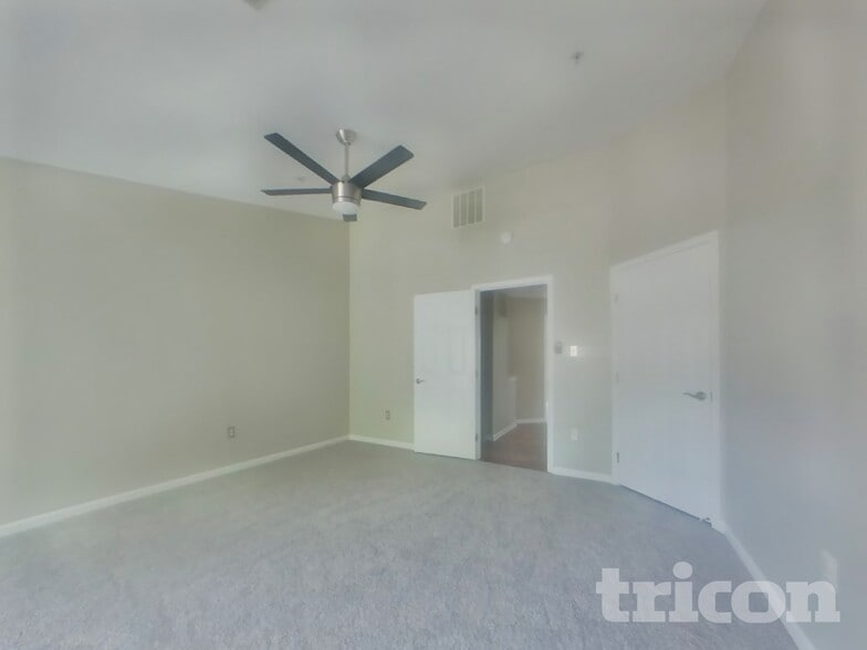 Building Photo - 1711 Crimson Pl