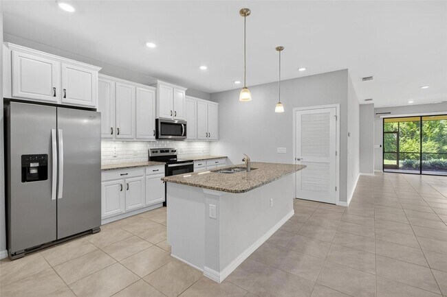 Building Photo - 21008 Fetterbush Pl