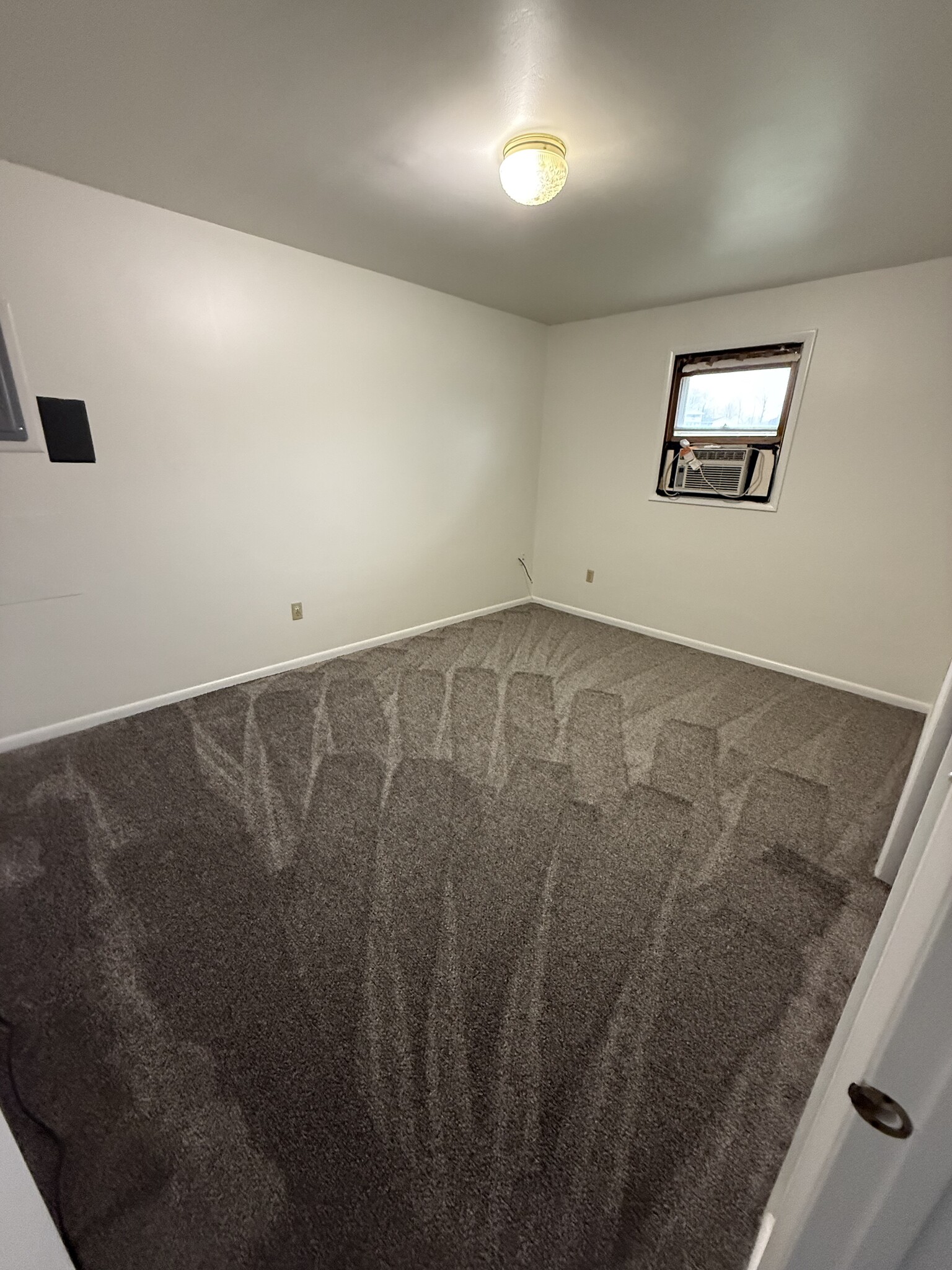 bedroom 1 - 69 Lindbergh Dr