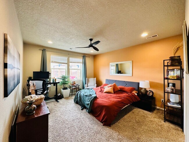 Building Photo - STUNNING Back yard!  Level II EV Charger!