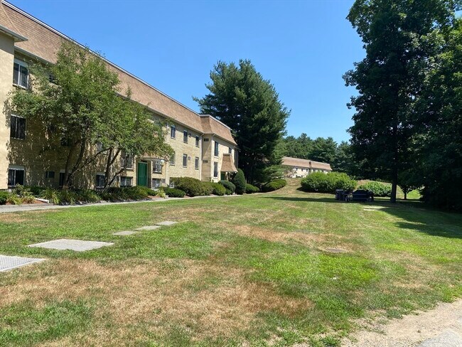 Building Photo - 176 Swanson Rd