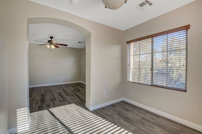 Building Photo - TWO STORY CUL-DE-SAC HOME, 3 BEDROOM 2.5 BATH HOME