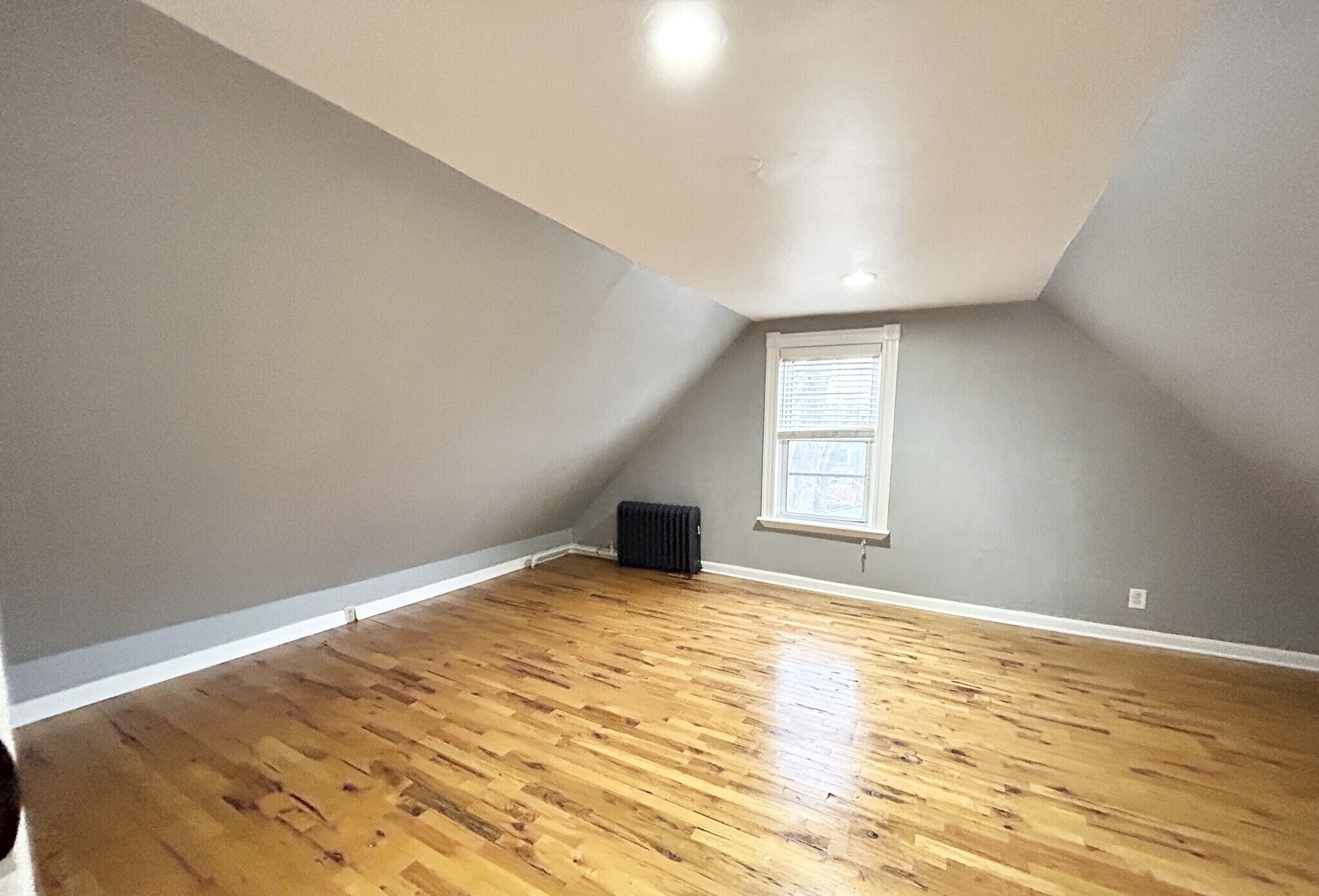 Building Photo - 14 Batchelder St