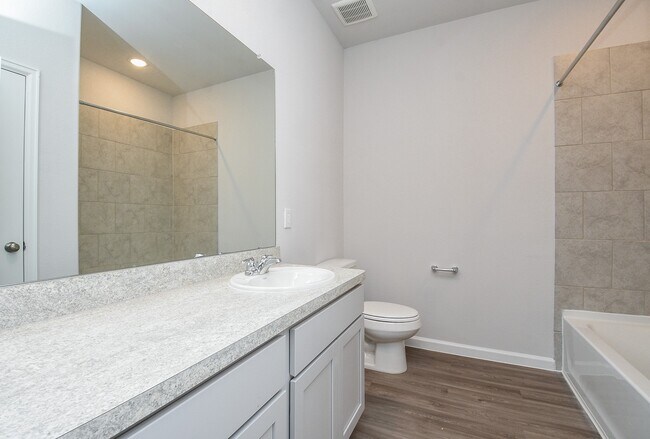 Building Photo - 16493 Moss Ln
