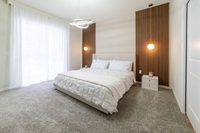 Building Photo - 15871 Cape Coral Lp