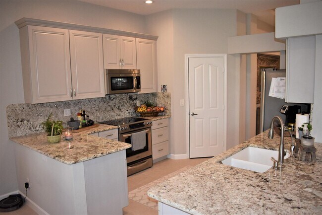 Building Photo - 8533 Belfry Pl