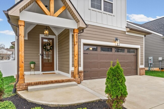 Building Photo - Gorgeous 3 Bedroom Pet Friendly Home For Rent in Pleasant View