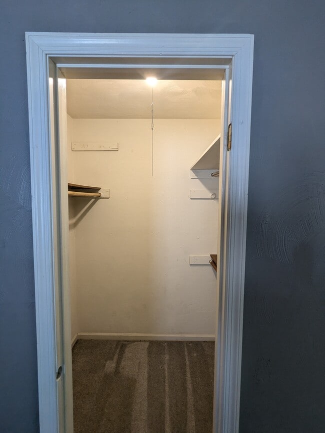 Building Photo - 12 Admiral Ct