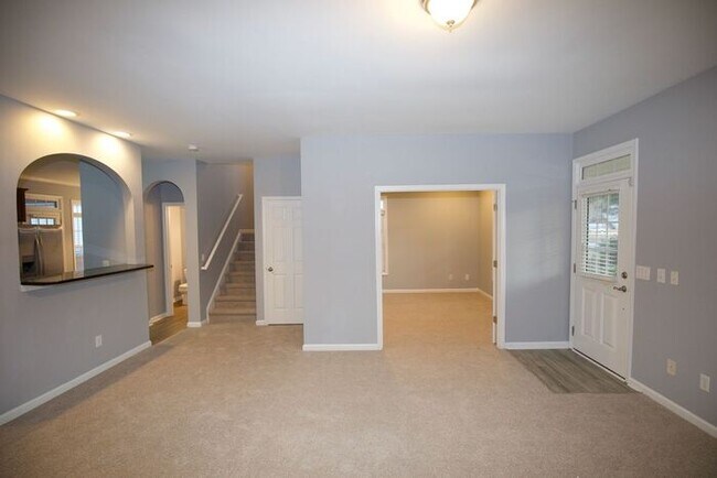 Building Photo - 7897 The Lakes Point