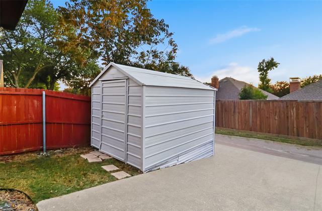 Building Photo - 2722 Stoneridge Dr