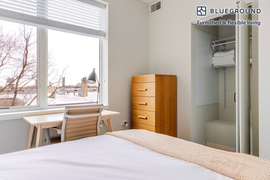 Building Photo - 6149 North Broadway-SI FL4-ID1272