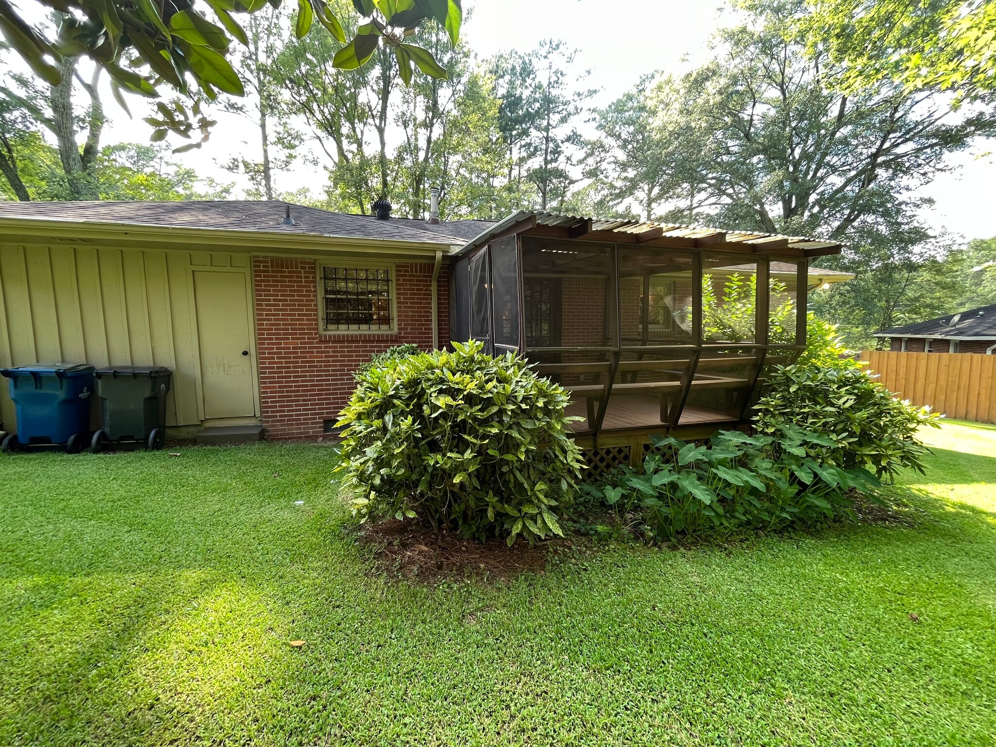 Building Photo - 3040 Remington St