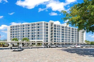 Building Photo - 1627 Riverview Rd