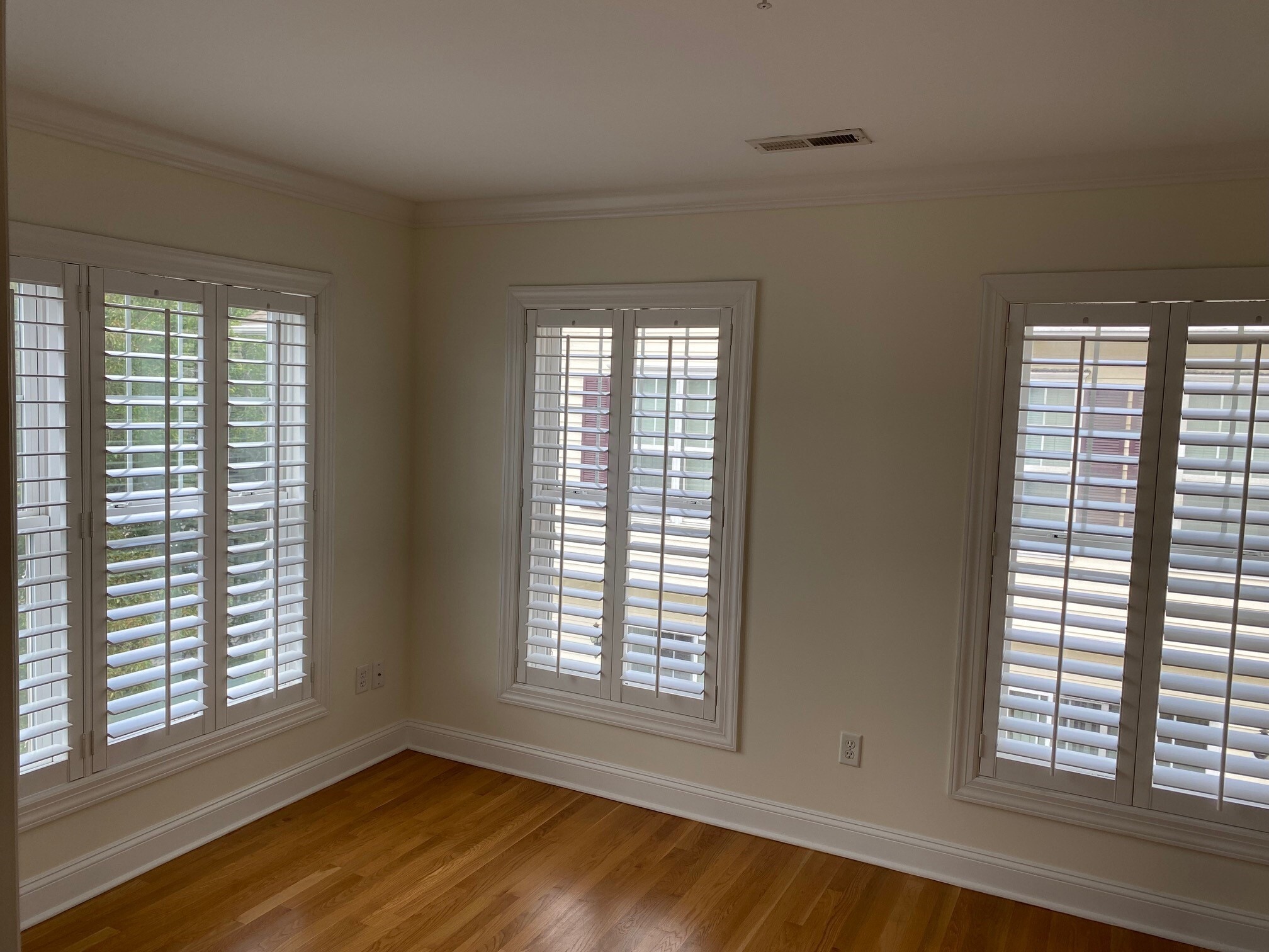 2nd Bedroom - 2023 Summer St