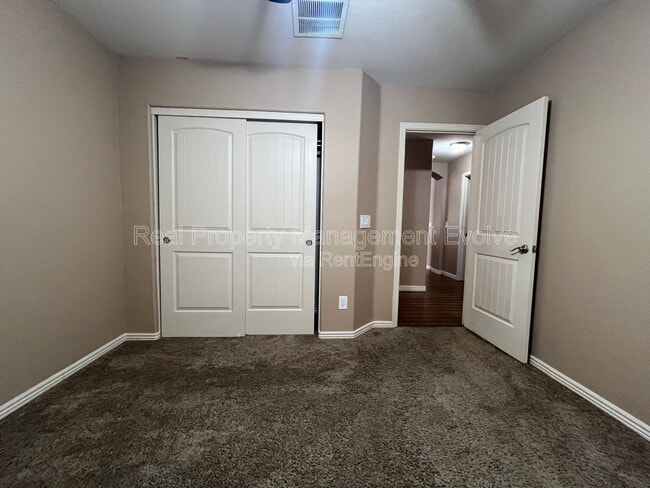 Building Photo - 12022 W Morning Dove Dr