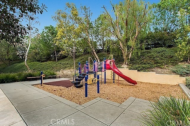 Building Photo - 7 Warmspring Ln