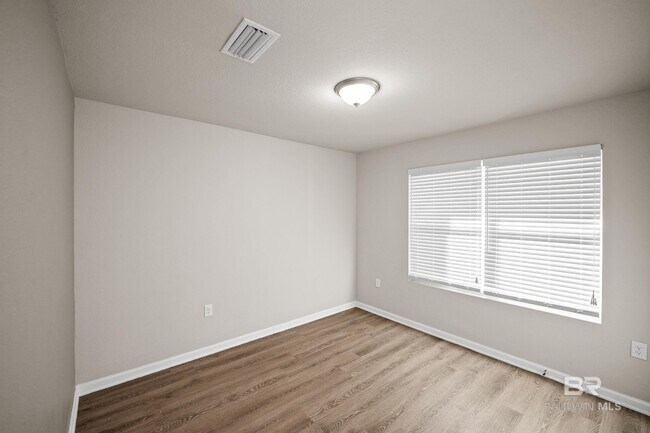 Building Photo - 12872 Pr Fld Dr