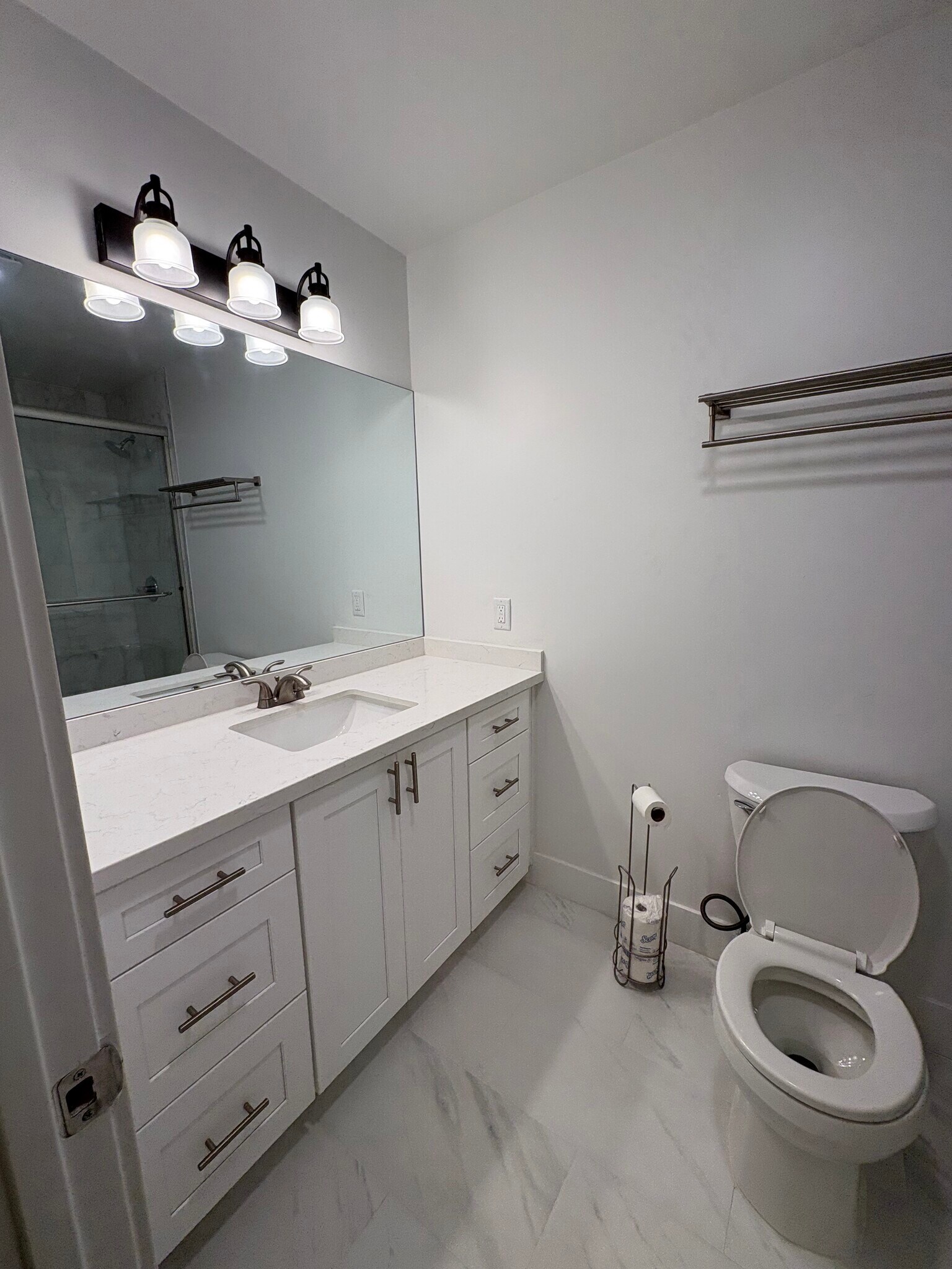 Building Photo - 4619 Del Monte Ave