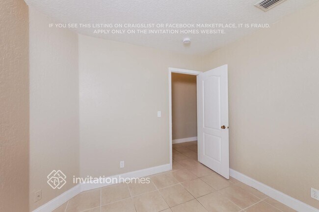 Building Photo - 9901 Red Heart Ln