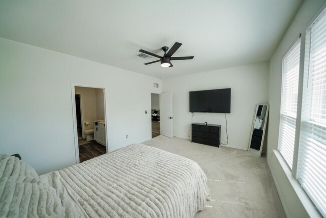Building Photo - Beautifully Maintained Single-Story Home i...