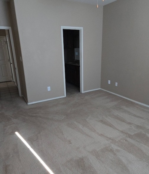 Building Photo - 5401 Soledad Dr