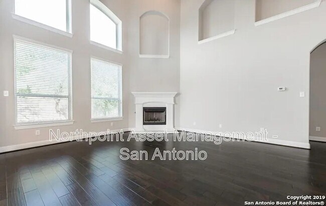 Building Photo - 13706 Meadowick Dr