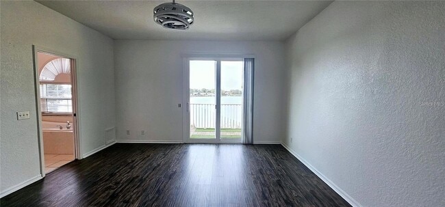 Building Photo - 8211 118th Ave N