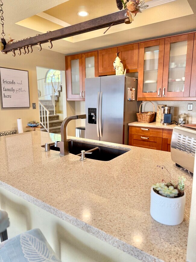 Building Photo - 2356 Cll Petula