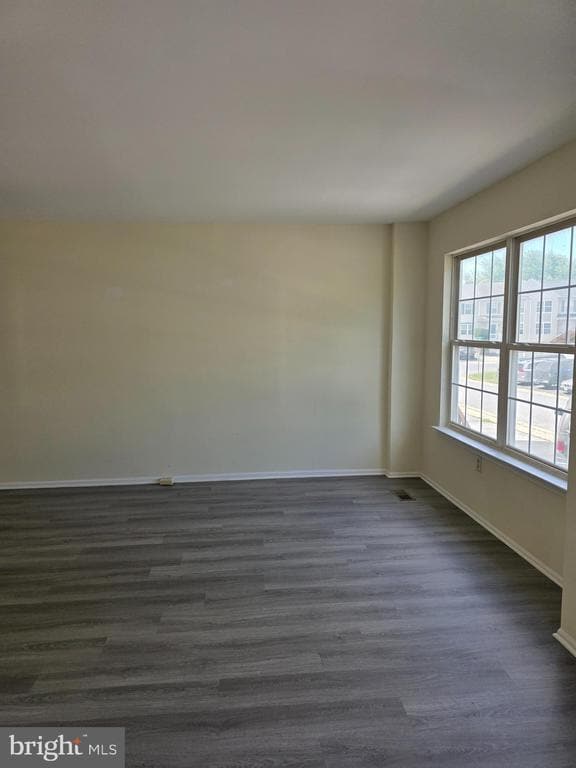 Building Photo - 13 Farland Way