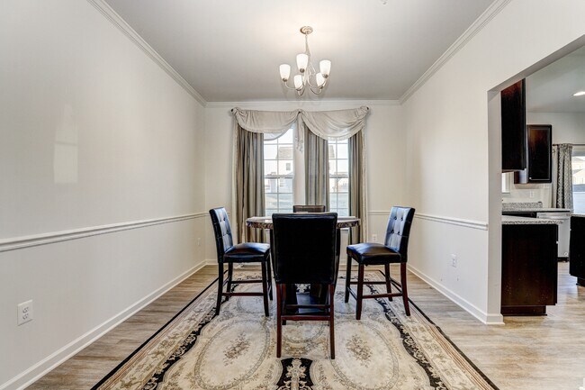 Building Photo - 9307 Drumman Dr