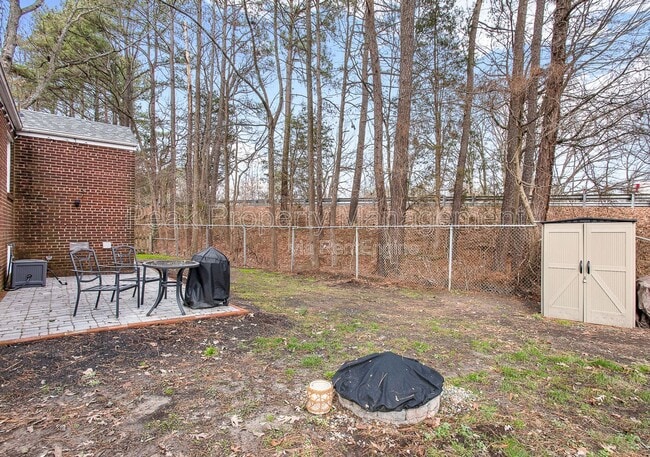 Building Photo - 8518 Mark Lawn Dr