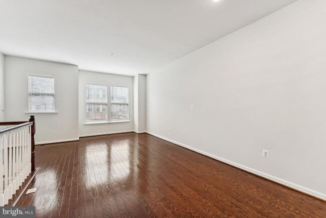 Building Photo - 2706 Wessex Cir