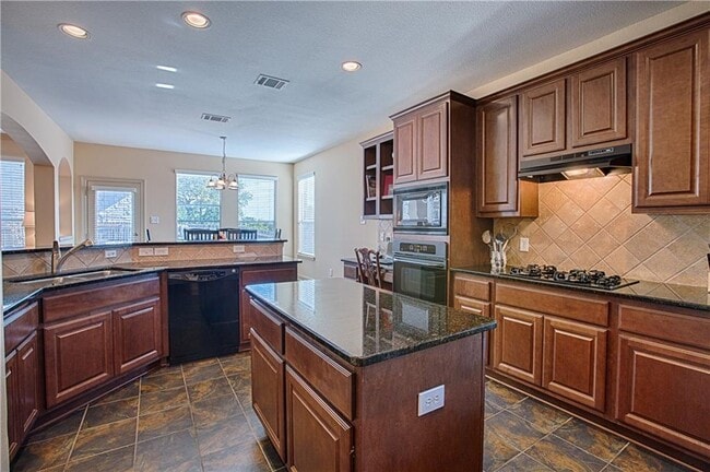 Building Photo - 12500 Calistoga Way