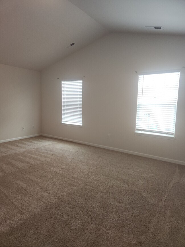 Building Photo - 4517 Sandstone Dr
