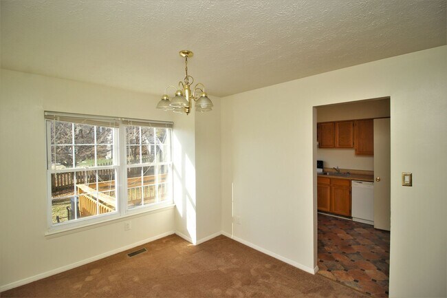 Building Photo - Very Nice Nottingham 3bd/2.5ba Townhouse w/ CAC & W/D--Available 8/14