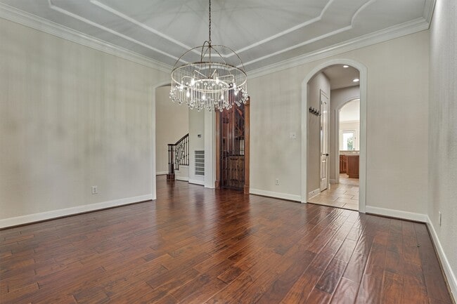 Building Photo - 23 Player Oaks Pl