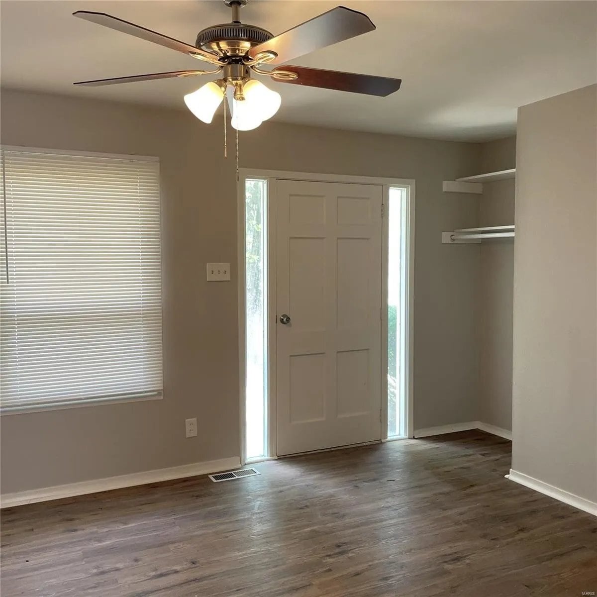 Building Photo - 12370 Pinta Dr