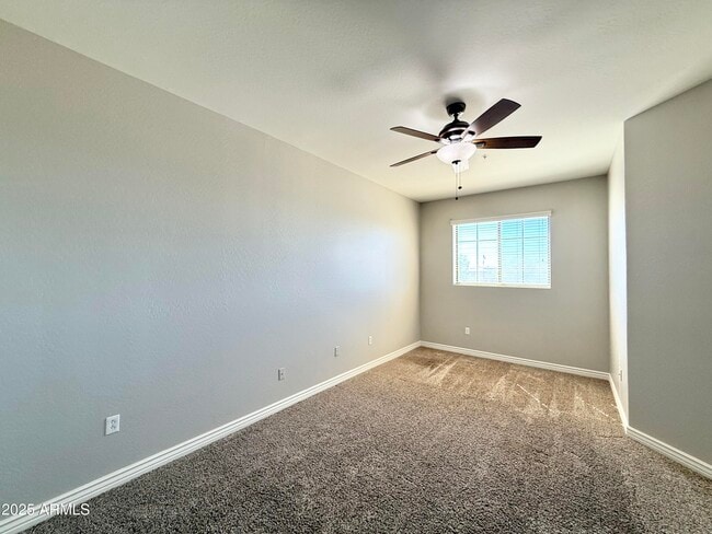 Building Photo - 1456 E 9th St