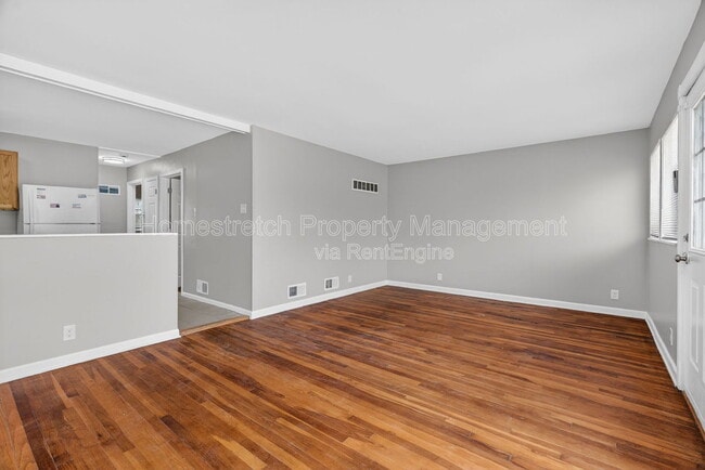 Building Photo - 10201 Gourock Dr