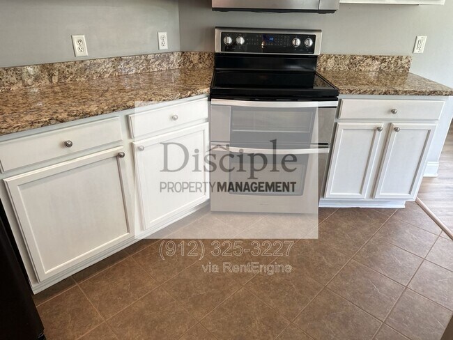 Building Photo - 387 O'Hara Dr