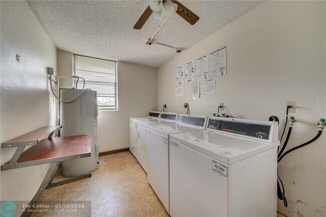 Building Photo - 6600 Cypress Rd