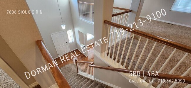 Building Photo - Single Family with Chef Kitchen