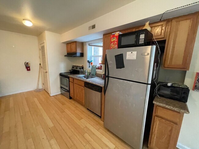 Building Photo - 1526 N 17th St